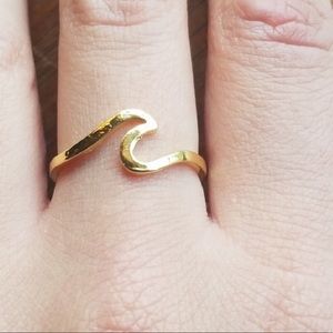 New Gold wave ring